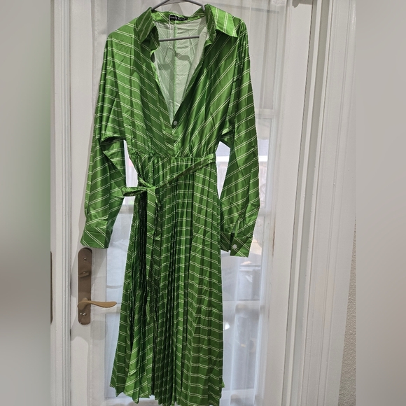 SHEIN MAIJA Dresses & Skirts - Dress